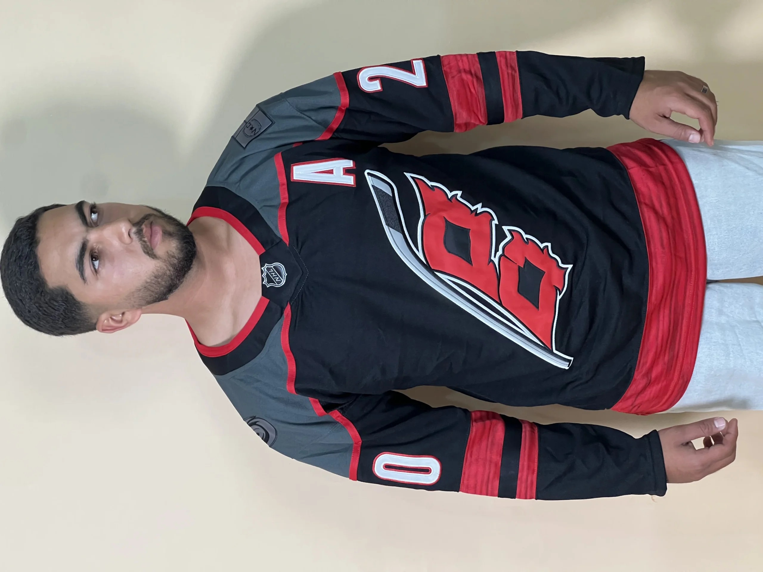 IMG_0945 NFL jersy 20 - الصورة 1