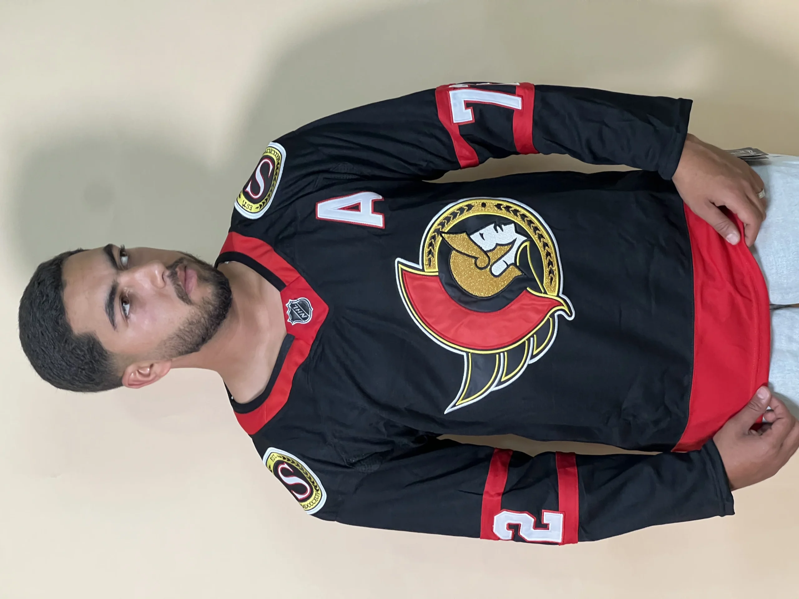 IMG_0954 NFL jersy 76 - الصورة 1