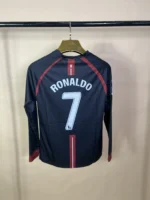 ⁦Man untd 2008 noir⁩ - الصورة ⁦2⁩